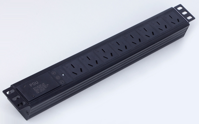 8位國(guó)標(biāo)三孔PDU插座10A 16A 電源指示燈 16A 32A接線盒輸入標(biāo)準(zhǔn)PDU插座