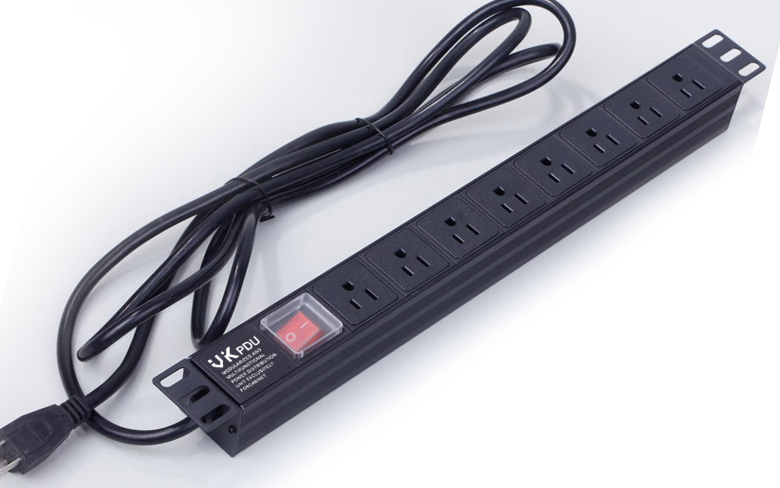 8位標(biāo)準(zhǔn)美式PDU插座  帶開關(guān)美標(biāo)PDU